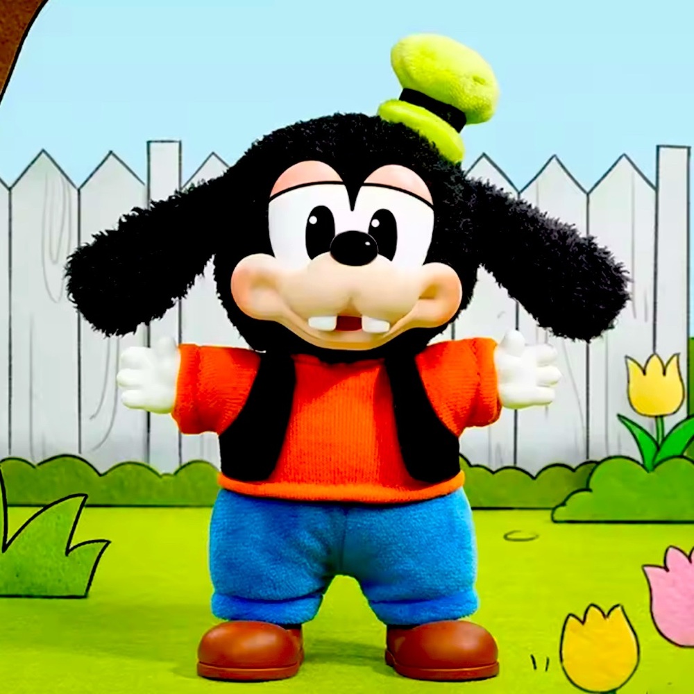 Disney Mickey Family Keychain Authenic Goofy